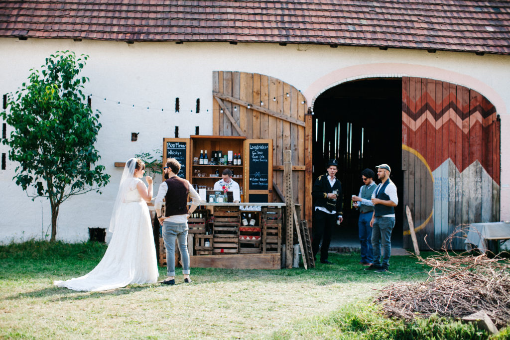 DIY Scheune Landhochzeit